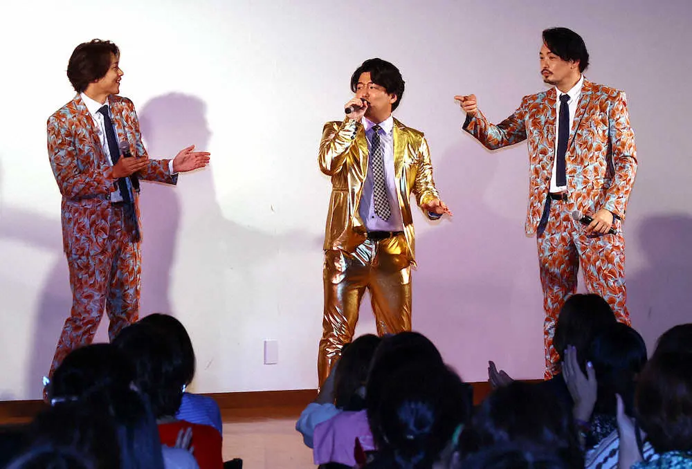 【画像・写真】純烈の公演にCBCアナ乱入！「立候補ブーム」の火付け役・永岡アナと酒井一圭をスポニチが直撃