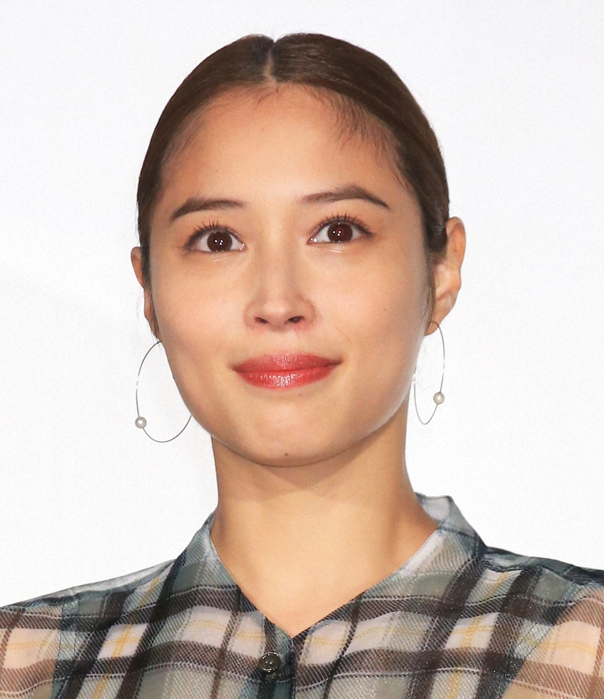 広瀬アリス 妹 すずとのきょうだいゲンカ 私が負けることが多かった 仕事の話は 全然なくて スポニチ Sponichi Annex 芸能