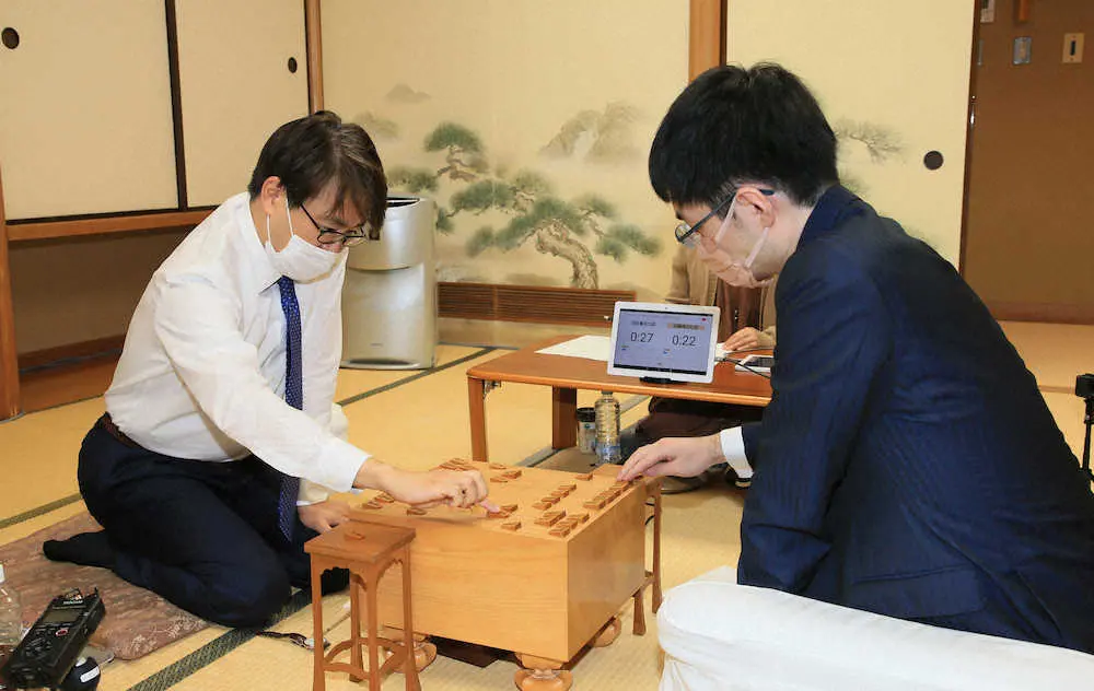 【画像・写真】羽生九段「変な手」で3連勝　守りの要・銀　自王のそっぽに向かせ…怒とうの猛攻撃