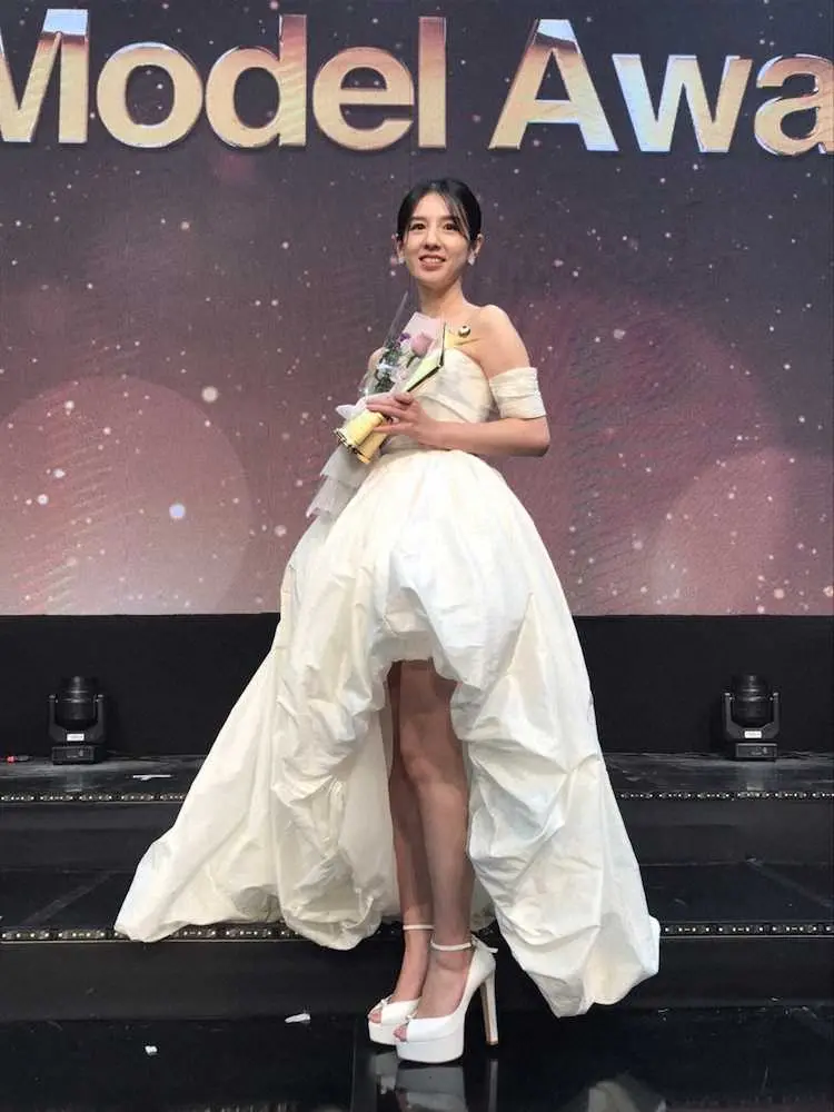 【画像・写真】桜庭ななみ　20代最後の日の締めくくり…ファン・ビンビンと「アジアスター賞」同時受賞