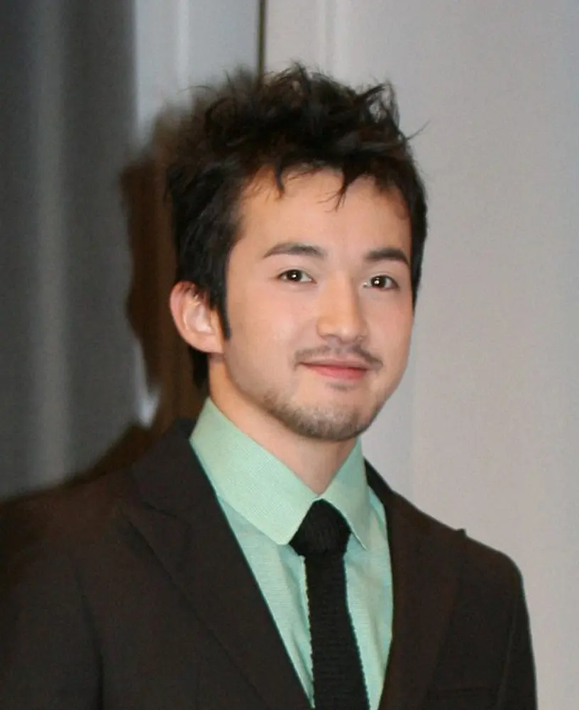 【画像・写真】浅利陽介