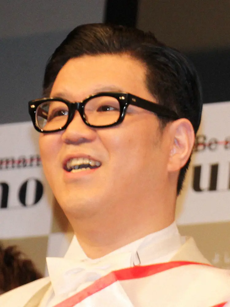 【画像・写真】シソンヌ・長谷川「毎年お正月は実家に行く」ほど仲が良い人気歌手　出会いはバイト先のショーパブで…