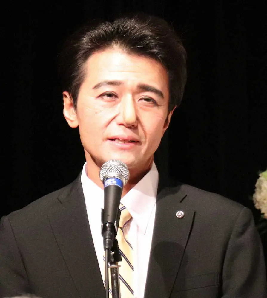 【画像・写真】「ザ・ニュースペーパー」リーダー・渡部又兵衛さんお別れの会に鈴木宗男氏ら　福本ヒデが弔辞