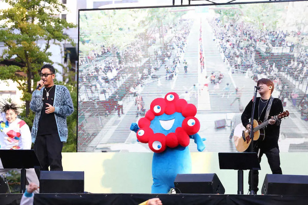 【画像・写真】コブクロ「最高」　「御堂筋ランウェイ2022」でオフィシャルテーマソング熱唱