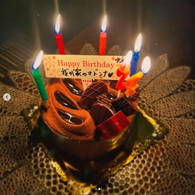 【画像・写真】平愛梨　24歳バースデーの妹・祐奈との“姉妹ショット”披露、祐奈はバースデーケーキ公開