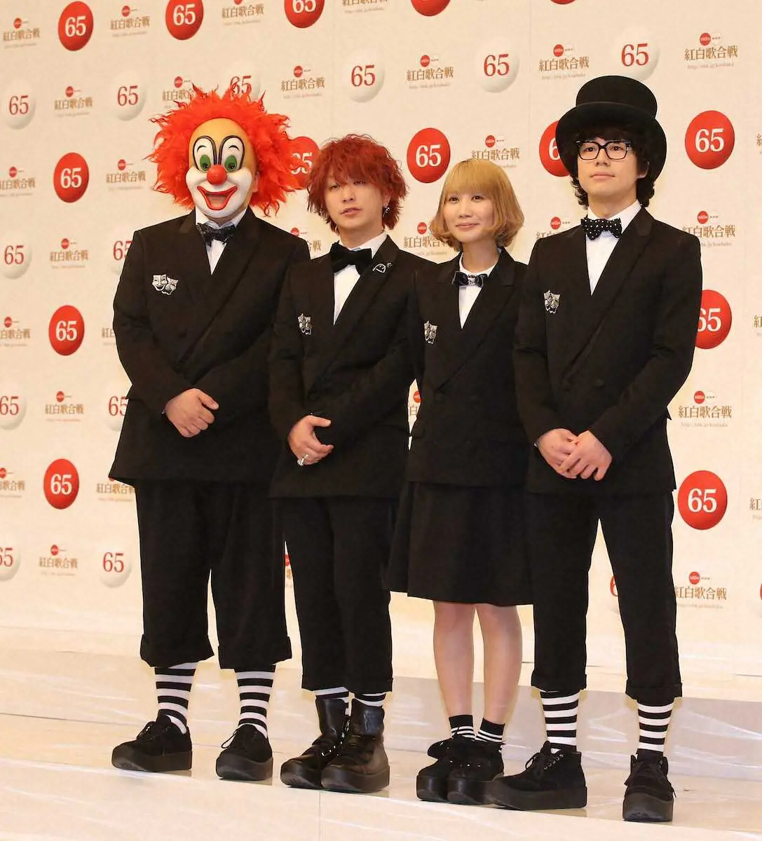 紅組として4年ぶりの紅白出場が判明した4人組バンド「SEKAI　NO　OWARI」（左から）DJ　LOVE、Fukase、Saori、Nakajin
