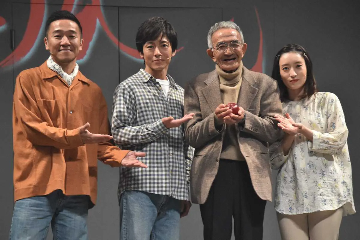 【画像・写真】屋良朝幸　自然との共生重要「世界中の人に見てもらいたい作品」　主演ミュージカル「りんご」初日