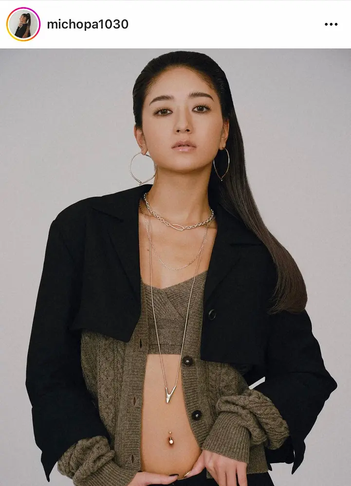 【画像・写真】新婚みちょぱ、妊娠説に苦言　話題のへそ出し写真「おめでた？」に反応「作る予定もございませんので」