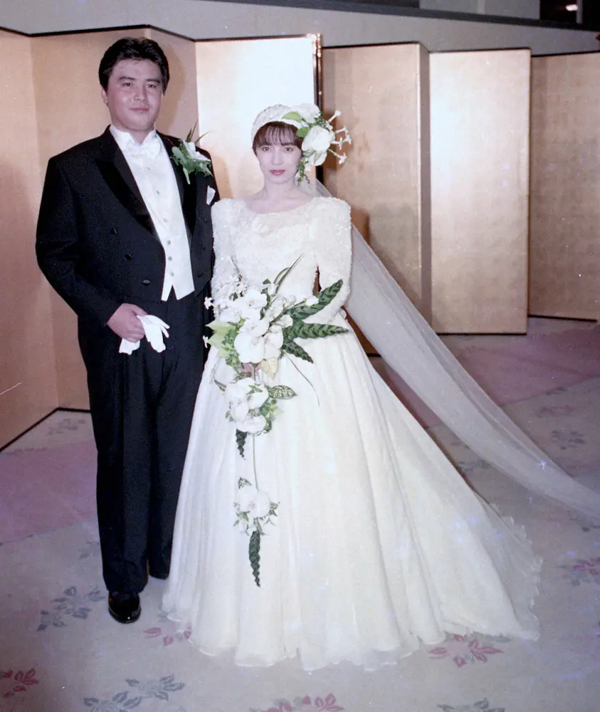 1987年、挙式した渡辺徹さんと榊原郁恵
