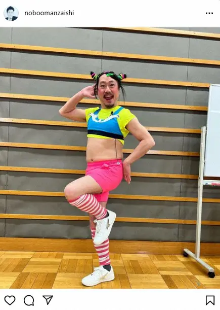 【画像・写真】千鳥・ノブ　仕事始めに衝撃画像公開「ニワちゃん」　正体にフォロワー爆笑「びっくり」「最高すぎる」