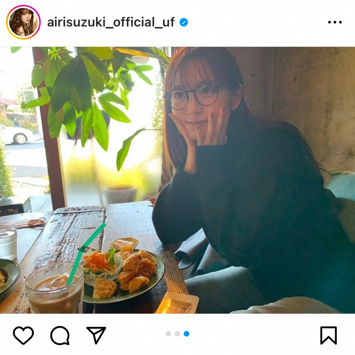 【画像・写真】鈴木愛理　岐阜での“モーニングショット”に「幸せそうな笑顔が素敵」「朝からオシャレ」