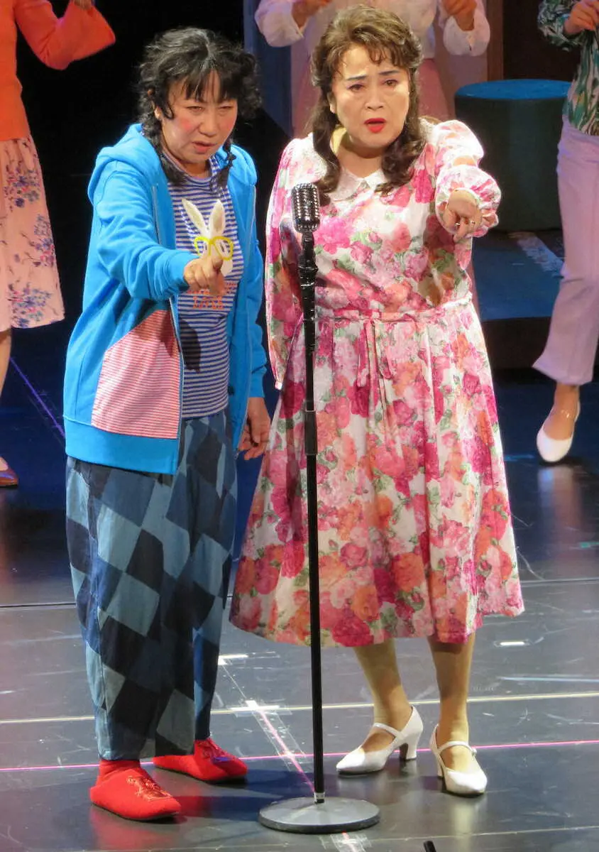 【画像・写真】渡辺えり「このお芝居を通してみんな仲間に！」　室井滋と共演の舞台でパワフルに抱負