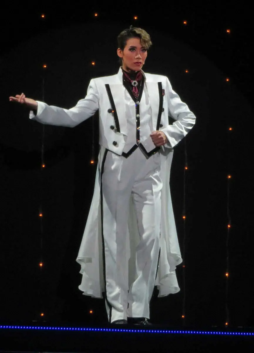 宝塚宙組スター 鷹翔千空 満を持してバウ初主演 さらなる飛躍に期待 スポニチ Sponichi Annex 芸能