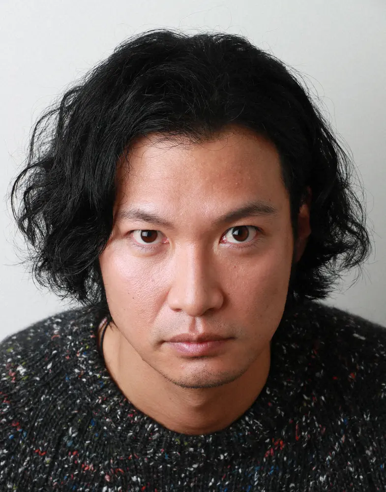 【画像・写真】青木崇高　手術していた「ケガしちゃって…長年の蓄積」　左手首ギブスで固めてレギュラー番組出演