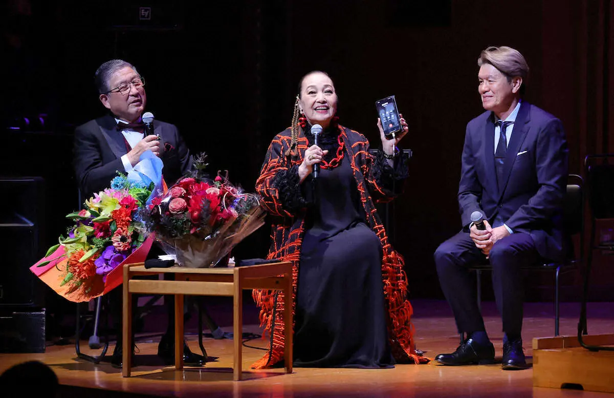 【画像・写真】松本伊代　湯川れい子氏バースデーコンサートに電話出演「声は元気です」　夫・ヒロミが代役で登場