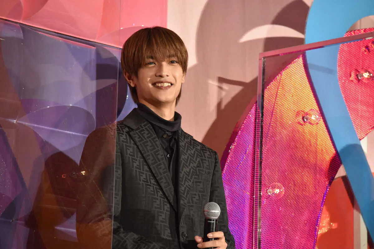 【画像・写真】なにわ男子　高橋恭平　お姫様抱っこは「大きい卵を落とさないように」