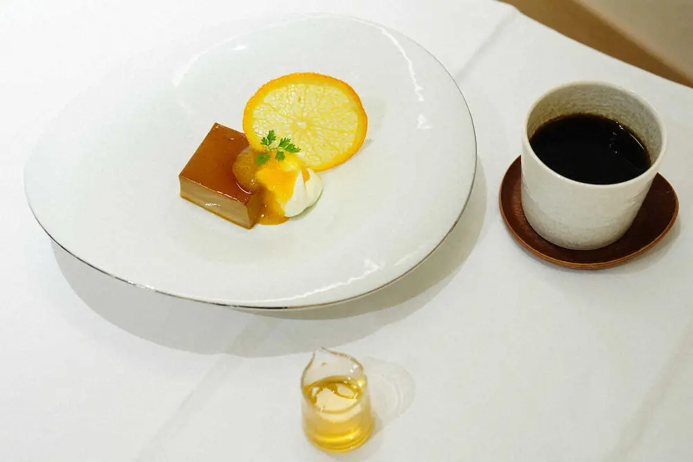 【画像・写真】王将戦第4局2日目　藤井王将の午前のおやつは「抹茶を使ったバスクチーズケーキ」