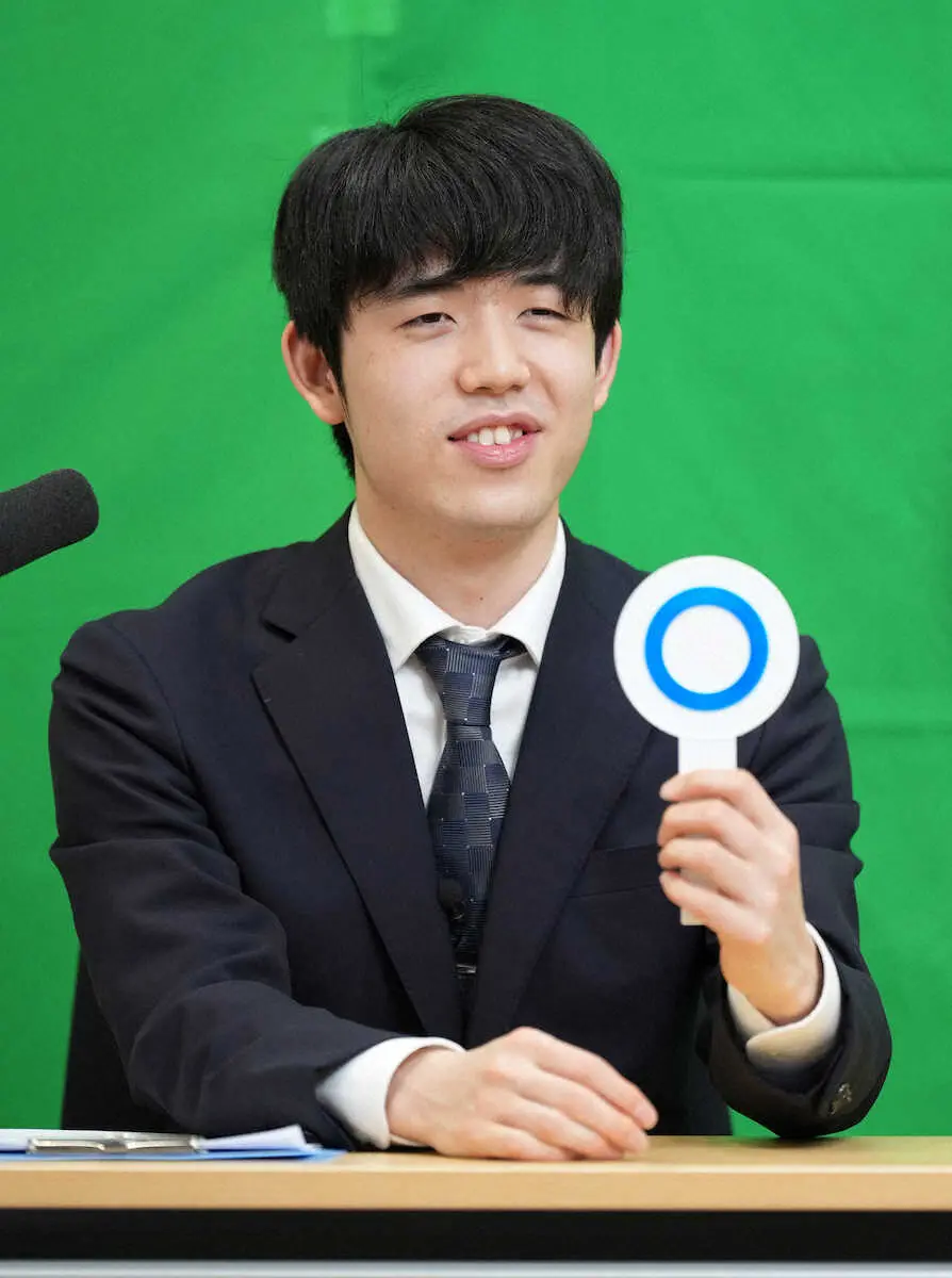 【画像・写真】【スペシャルトーク】藤井王将「工夫する気持ちは大事に」　“藤井流”創作へ意欲　史上初8冠独占にも言及