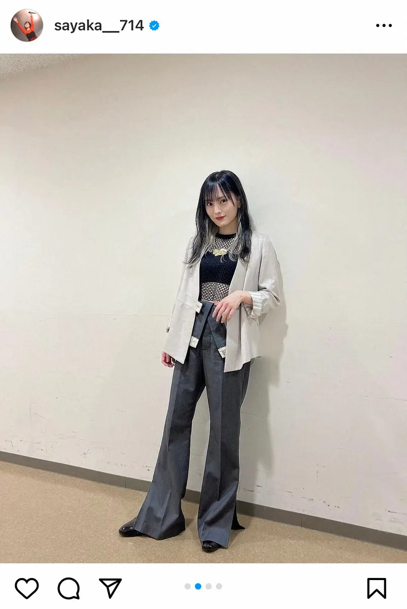 【画像・写真】山本彩　ヘソ出しライブ衣装披露に「いやん、お腹」「バチバチにかっこよくて可愛くて痺れました」の声