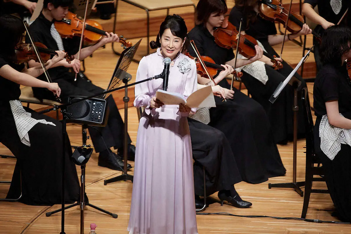 【画像・写真】吉永小百合　闘病中・坂本龍一の思いも背負って朗読会参加　東日本大震災から12年