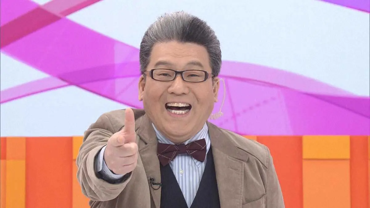 【画像・写真】フジ軽部アナ　“朝の顔”30年　生放送の緊張感を解放する方法とは…　蝶ネクタイ外しオンオフ切り替え