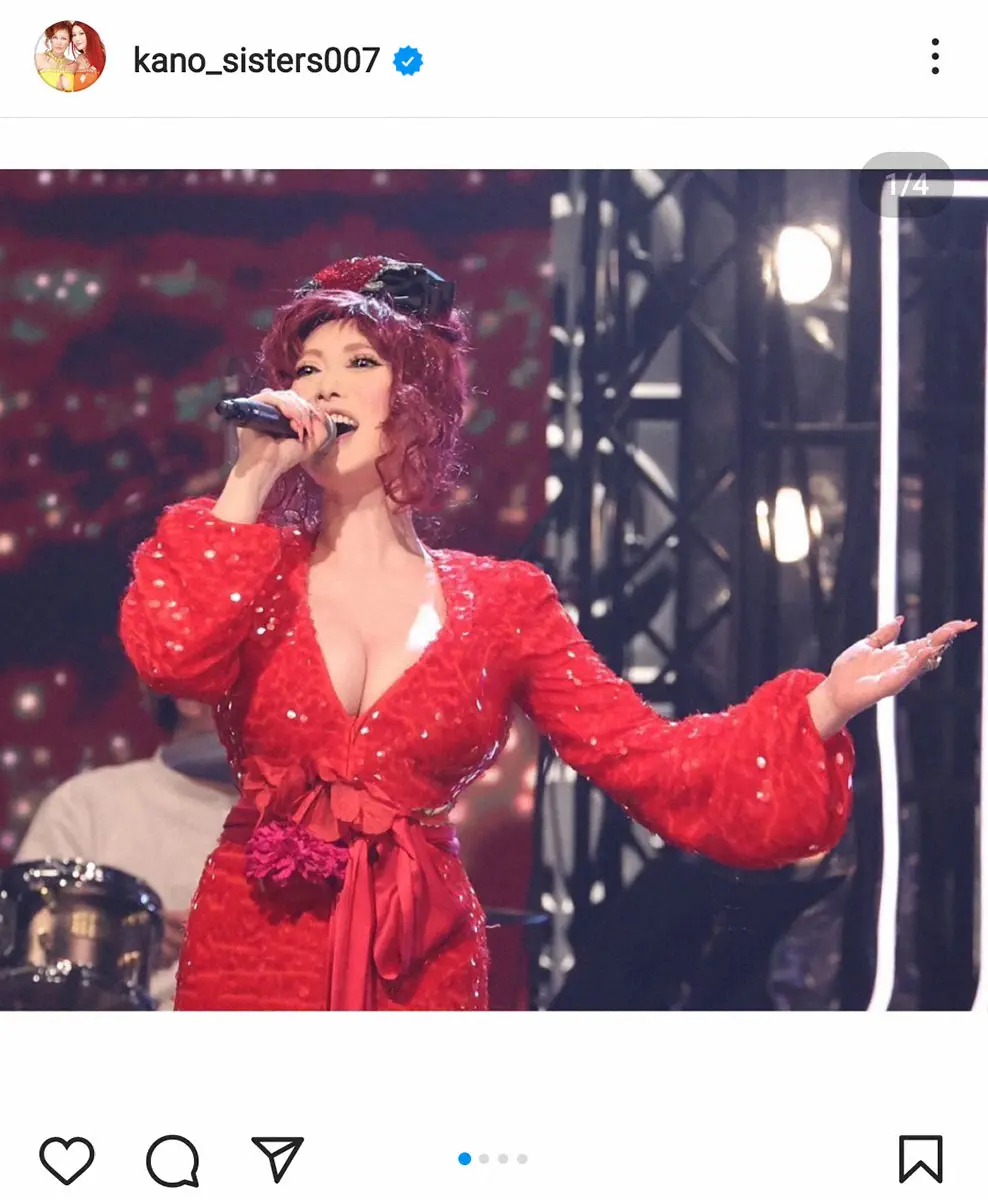 【画像・写真】「土曜プレミアム・名曲！ジェネチェンFES」で熱唱する叶美香（叶姉妹公式インスタグラム＝＠kano＿sisters007）