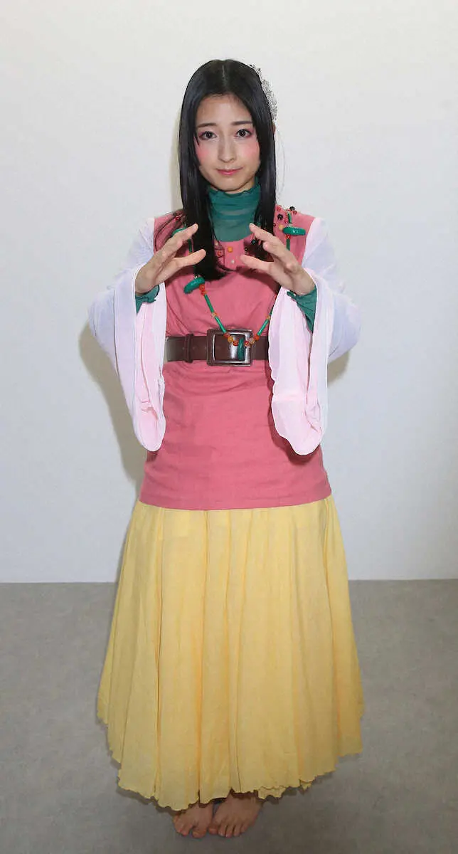 【画像・写真】“巫女役”岡田彩花　侍ジャパンの勝利予言「先制されても巻き返してくれます」