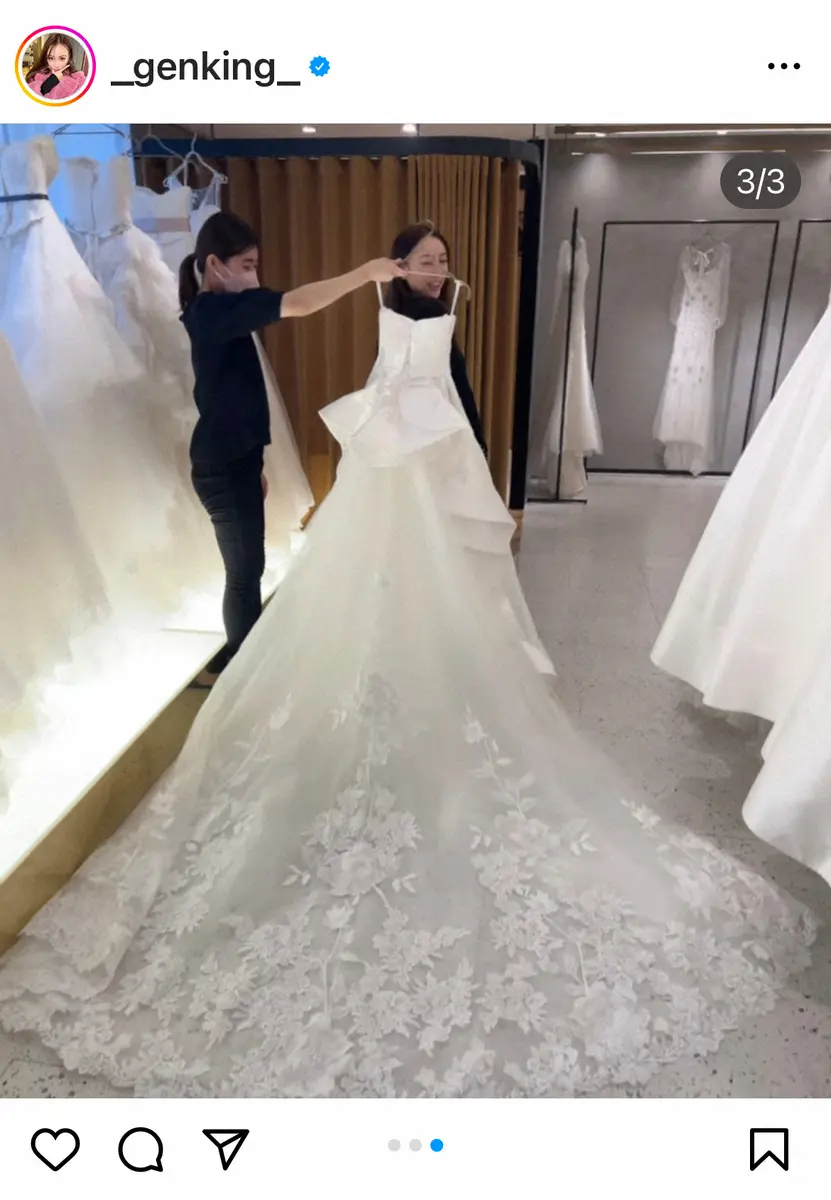 【画像・写真】GENKING「やっと形になりそう」　白いドレス姿の意味深投稿に反響「結婚？」「プロデュース？」