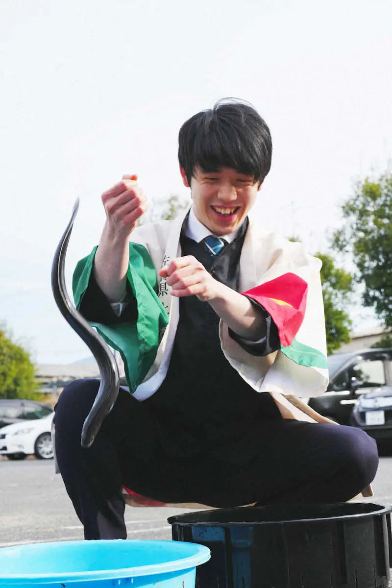 【画像・写真】藤井聡太王将　一番印象に残った“勝者の記念撮影”は？「いつになったら終わるのかと思いました」