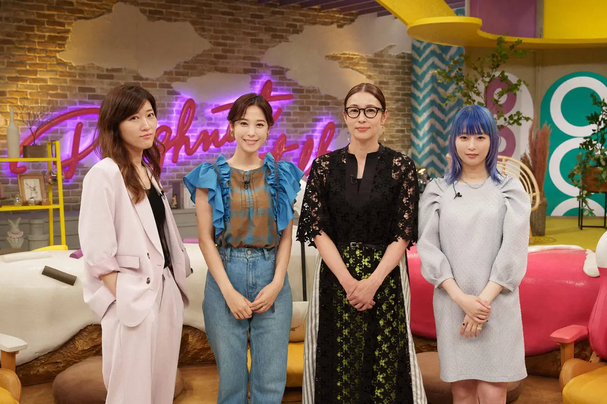 【画像・写真】鷲見玲奈「お見合い状態」だったトークから4人の仲深まり変化　「ドーナツトーク」放送1年を振り返る