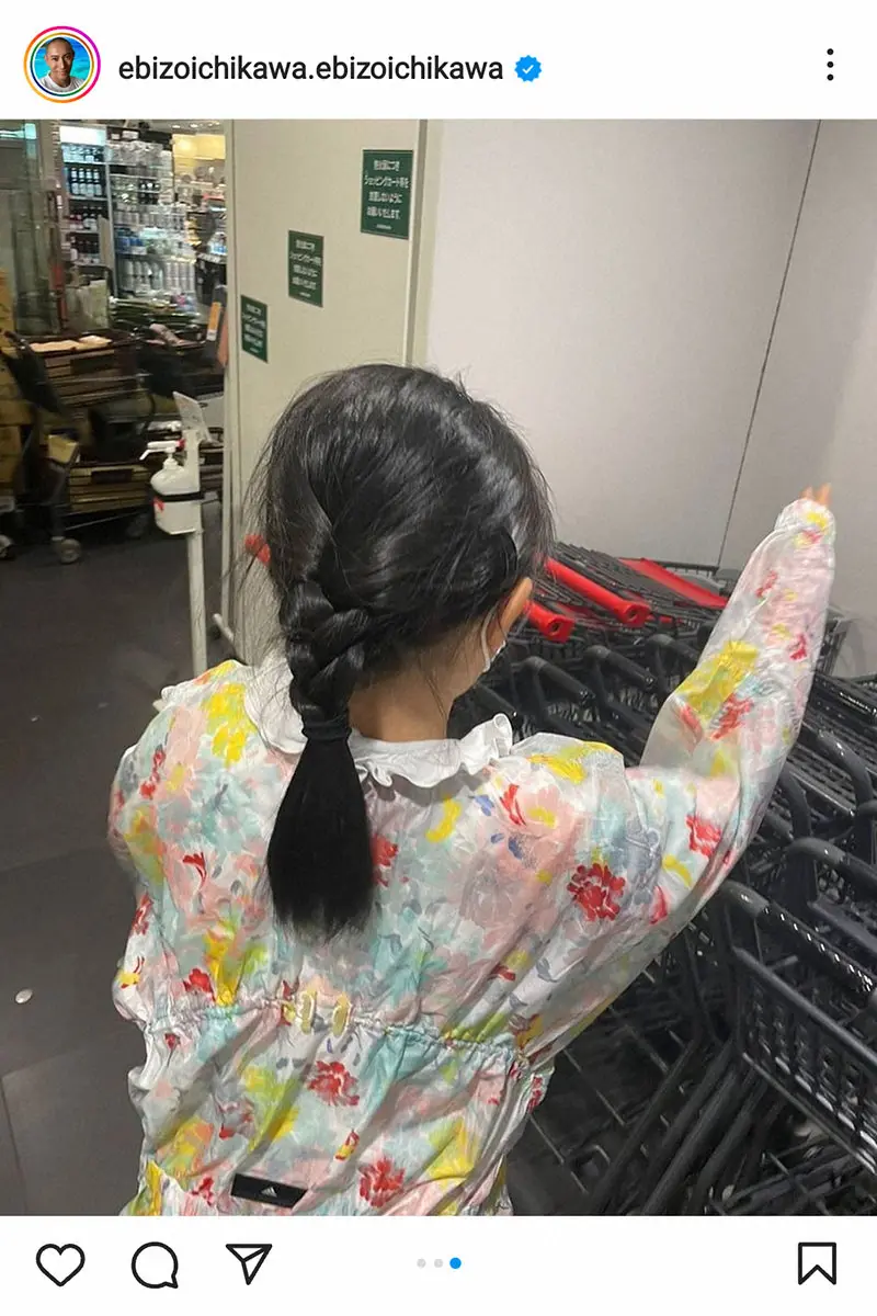 【画像・写真】市川團十郎　長女のぼたんが麻央さんのジャケットを着ている姿披露「だんだん着れるようになってきたね」