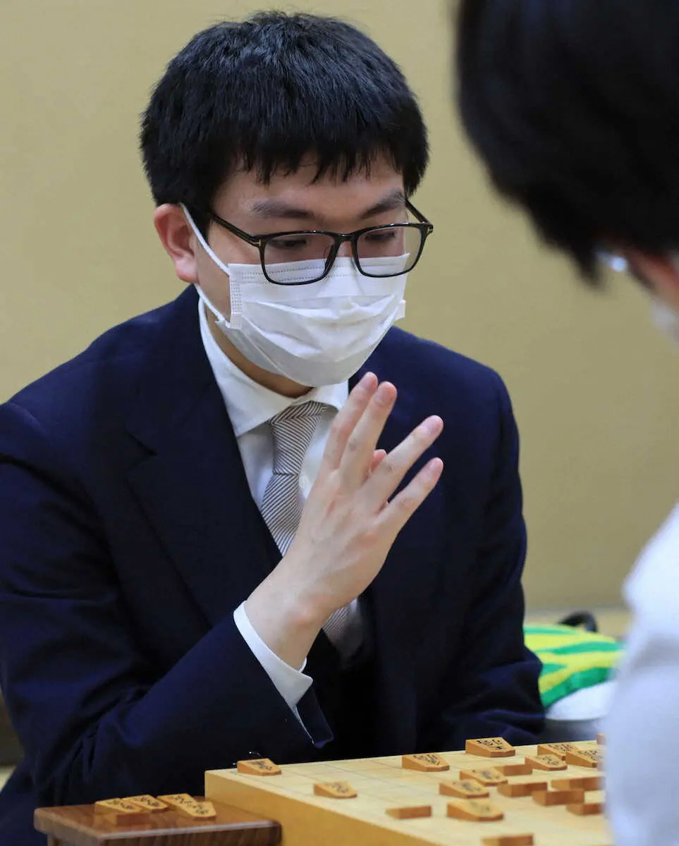 【画像・写真】永瀬拓矢王座と渡辺名人下した佐々木大地七段が24日の決勝に進出　第94期棋聖戦決勝トーナメント