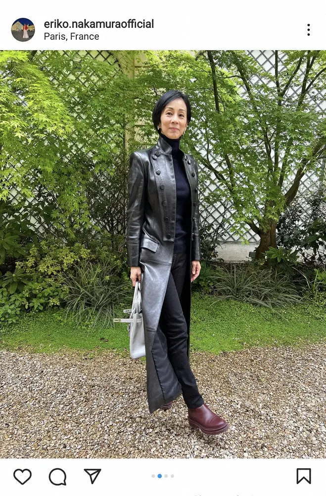 【画像・写真】中村江里子　16歳長男が選んだコート姿で親子ショット「とっても絵になる」「めちゃめちゃ素敵なご家族」