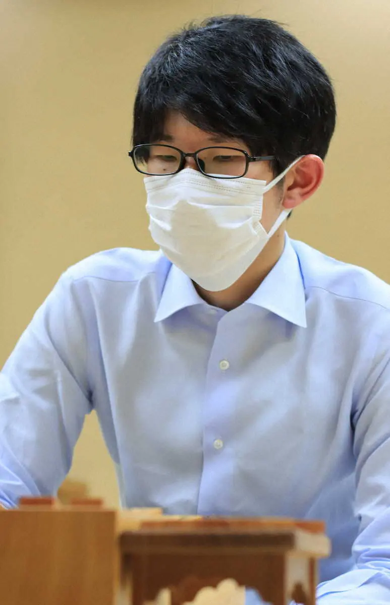 【画像・写真】佐々木大地七段が初のタイトル戦出場決める！棋聖戦挑戦者決定戦で永瀬王座下す　藤井6冠と海外対局も