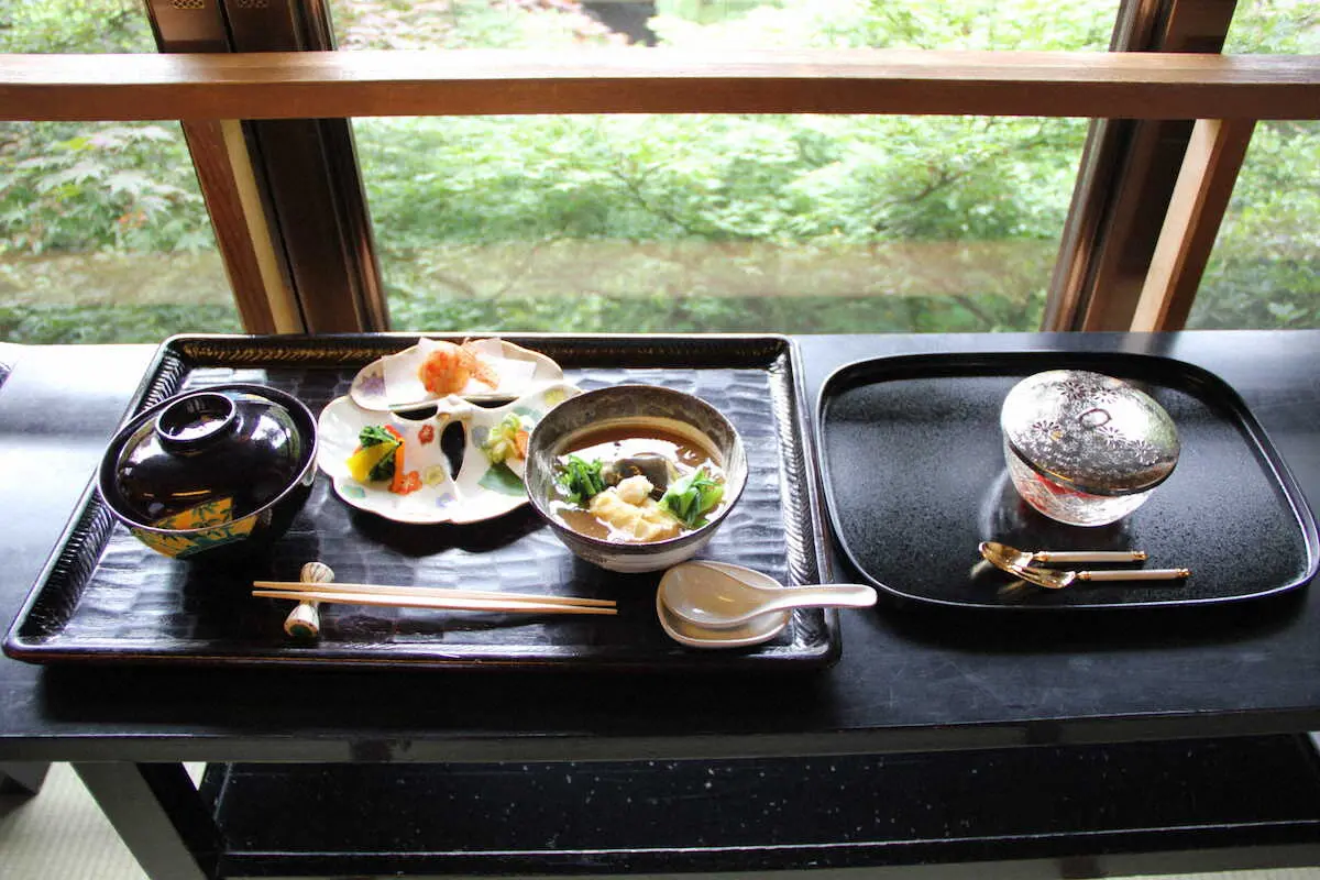 【画像・写真】藤井叡王　午前のおやつは「カントリーマアム　チョコまみれムースケーキ」　昼は名古屋御膳