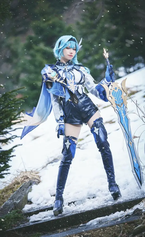 【画像・写真】コスプレイヤー・うちや 『原神』 エウルア 雪山ロケで魅せる圧巻のボディーライン！【コスプレ図鑑】
