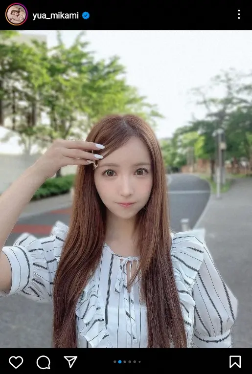 【画像・写真】三上悠亜　薄手の夏ワンピ姿披露に「可愛い過ぎてめまい」「お人形さん」「可愛ぃぃぃぃ」「美女」