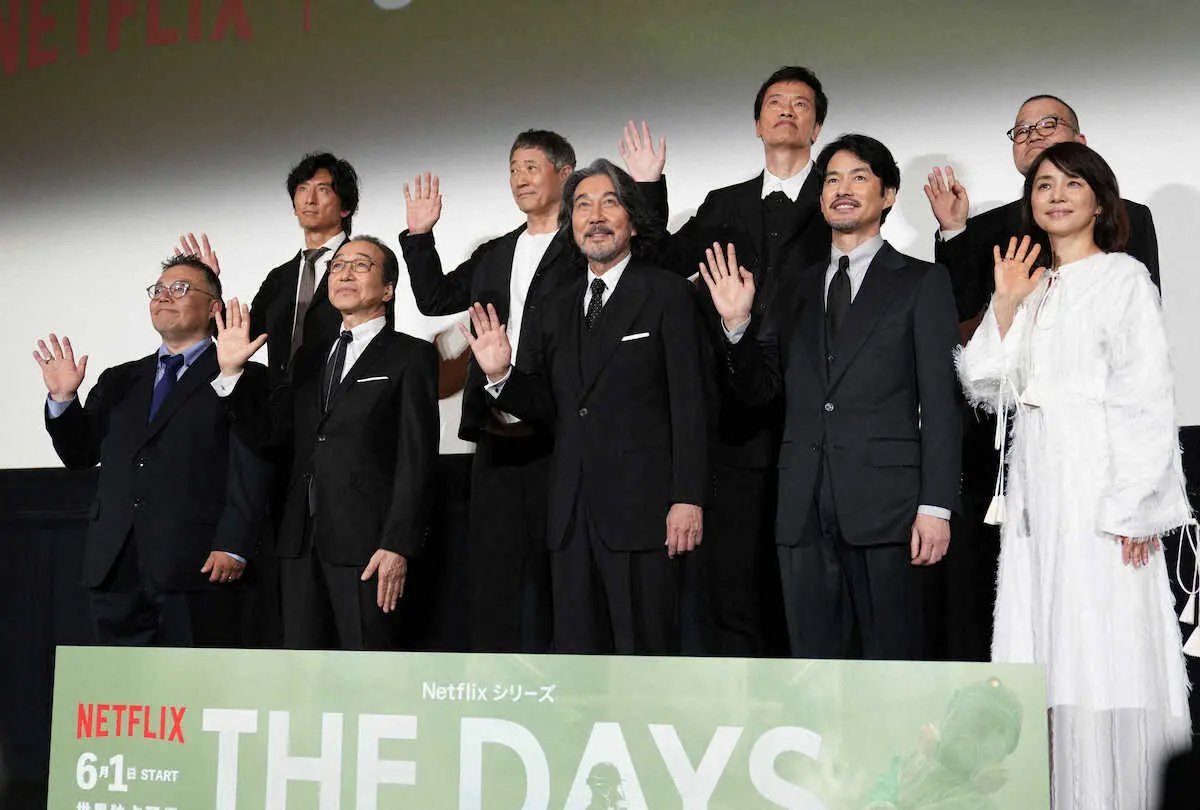 【画像・写真】役所広司　カンヌ男優賞受賞から“凱旋”　共演者、観客の祝福に「皆さんの応援がカンヌまで」と感謝