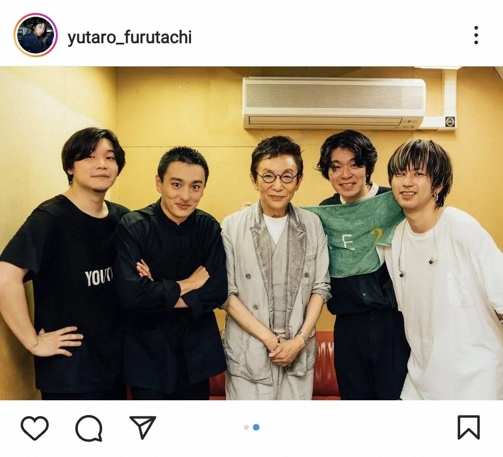 【画像・写真】古舘伊知郎の長男・佑太郎　「父が人生初めてライブに来てくれた」親子ショット披露に「良かったね～」の声