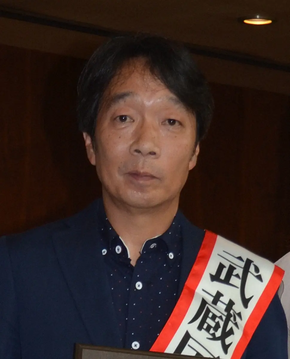 【画像・写真】見栄晴　大井競馬場で初対面した大御所演歌歌手は？「思い出深いです」