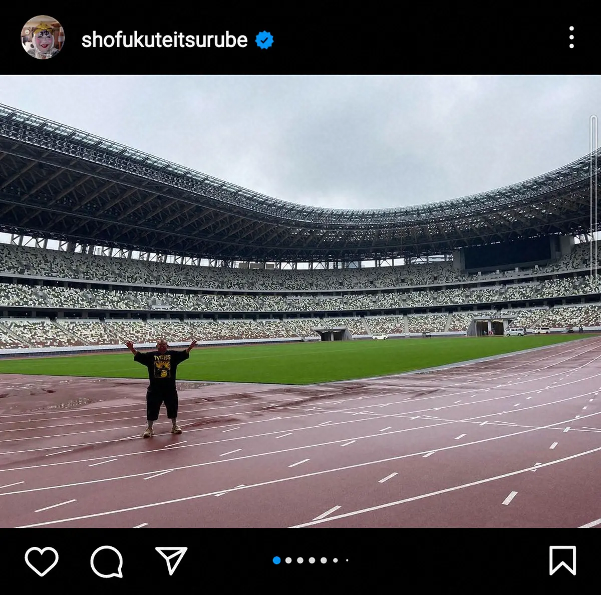 【画像・写真】笑福亭鶴瓶「ギネスに認定、すごい」　新国立競技場内を飛ぶ巨大な“鶴瓶気球”に感無量