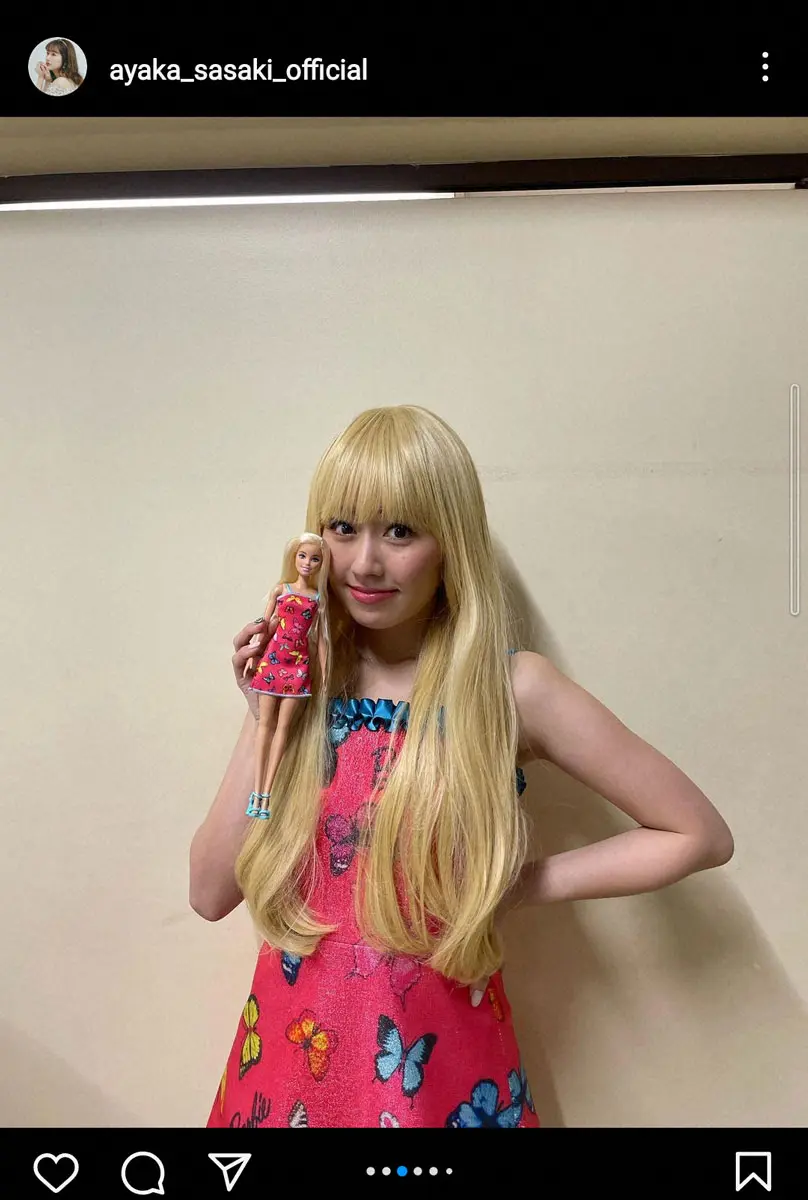 【画像・写真】ももクロ・佐々木彩夏　バービー人形のコスプレに「スタイルえぐすぎ」「本物のお人形さんみたい」