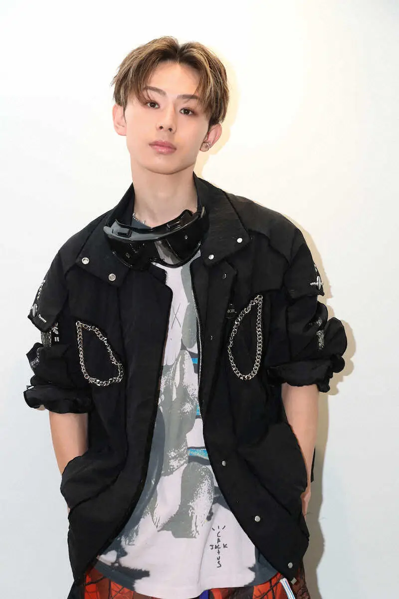 【画像・写真】「ONE　N’　ONLY」のボーカルEIKU　首筋の色気“オンリーワン”