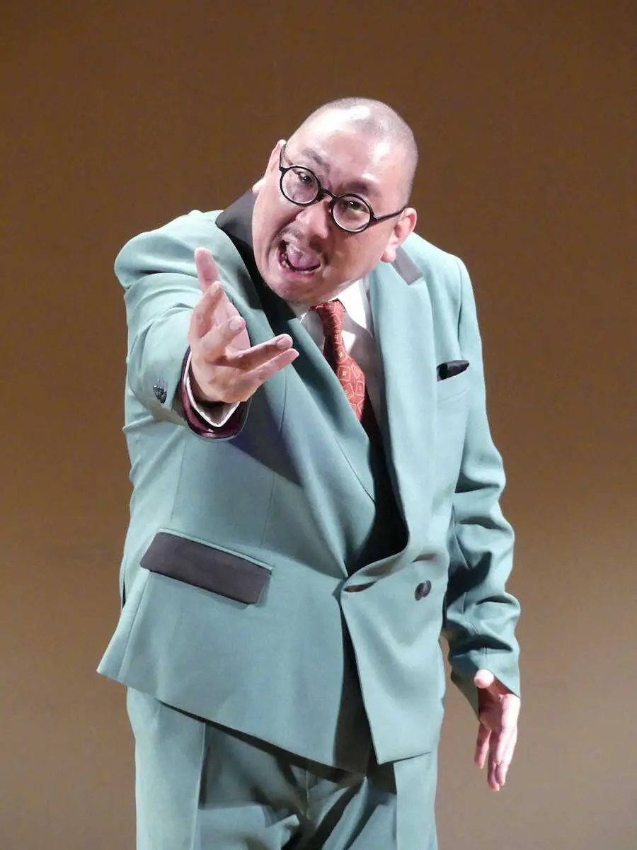 【画像・写真】“ホラ漫談家”街裏ぴんく　鶴瓶も認めたその芸風　「バイトをやめられるように」ブレーク誓う