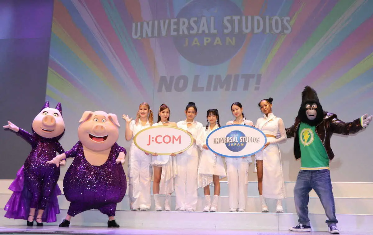 【画像・写真】リトグリがUSJでライブ　平日昼間に400人熱狂！かれん、アッコばりに「皆さん何をされてる方？」