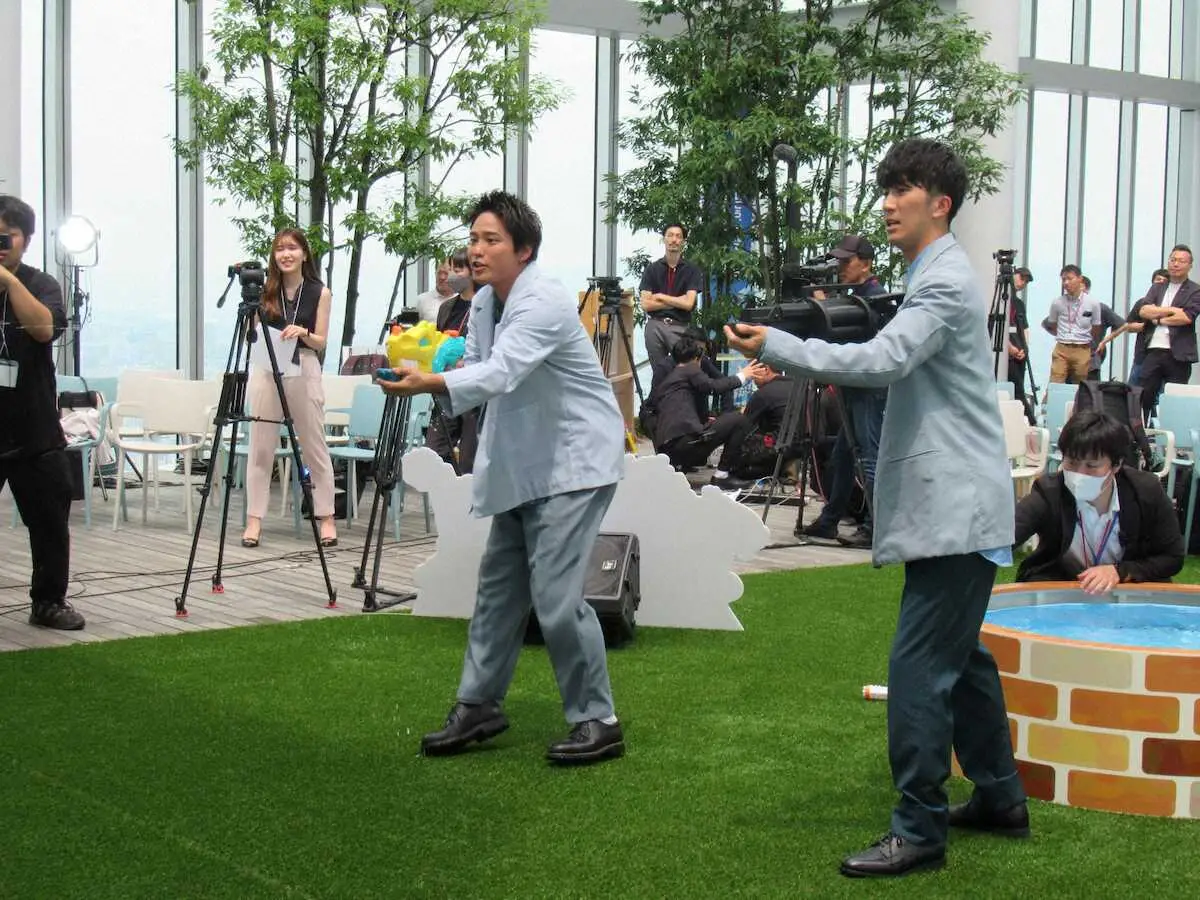 【画像・写真】ジャニーズWESTの桐山照史&濱田崇裕「あべのハルカス」夏イベントPR