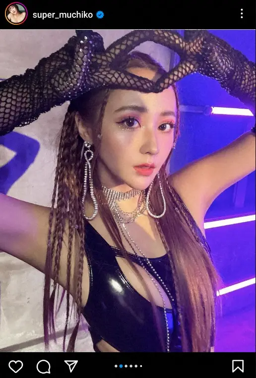 【画像・写真】てんちむ　ボンデージボディースーツ姿披露に「痩せて更に綺麗」「ノックアウトです」「堪らん」