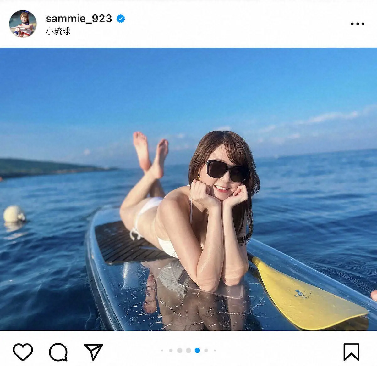 【画像・写真】サミーの公式インスタグラムから（＠sammie＿923）。青空の下でSUPを楽しむサミー