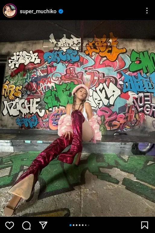 【画像・写真】てんちむ　タトゥー“チラ見せ”ショット公開に「平成ギャル感かわい」「完璧過ぎてマジタイプ」