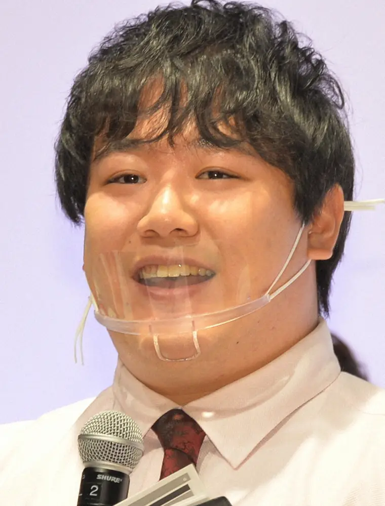 【画像・写真】ラランド・ニシダ　「初任給で買ってくれて」ファンからもらった1番高価なプレゼント